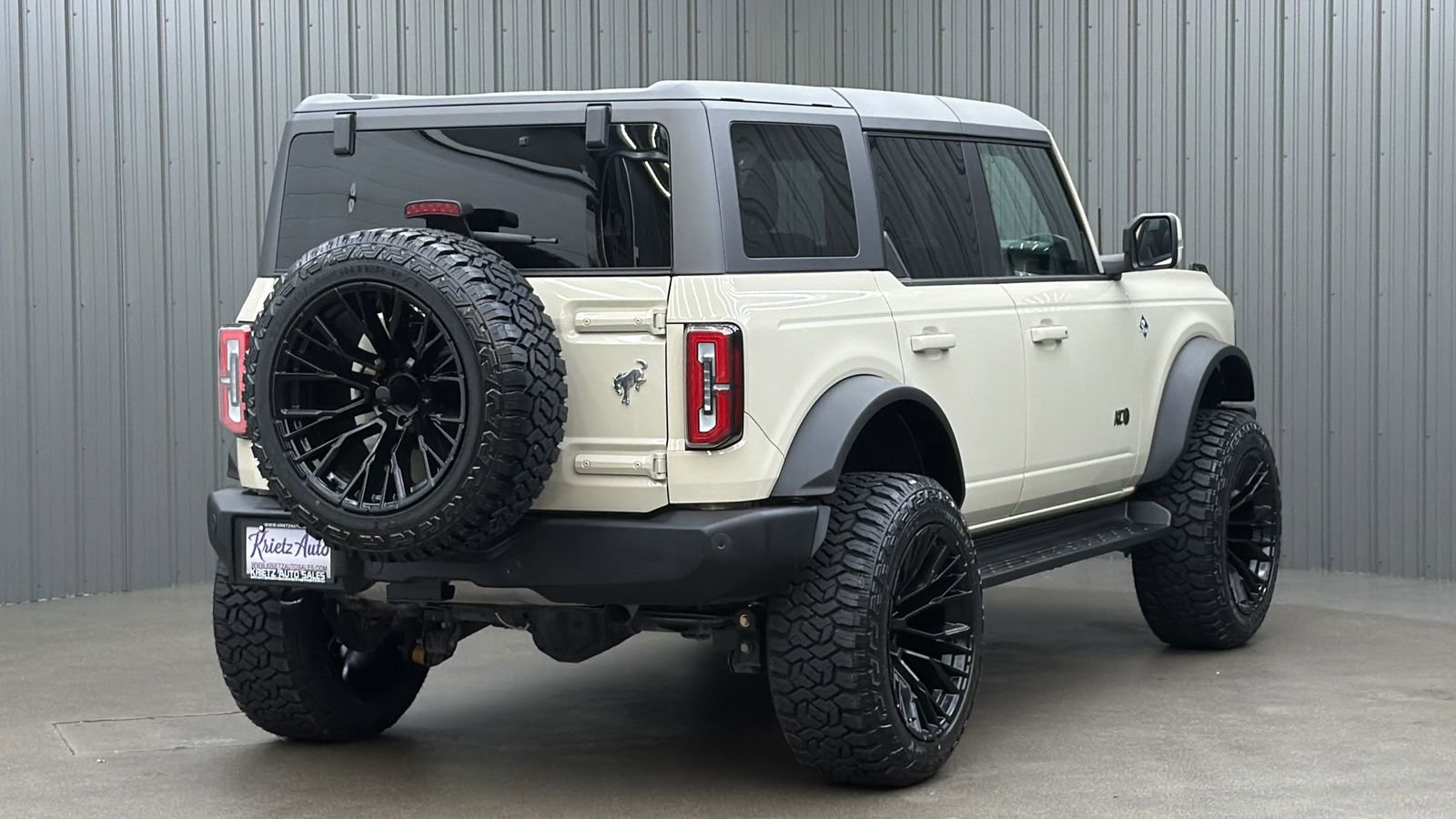 Used 2025 Ford Bronco Outer Banks w/ Sasquatch Package AWD/4WD image 5