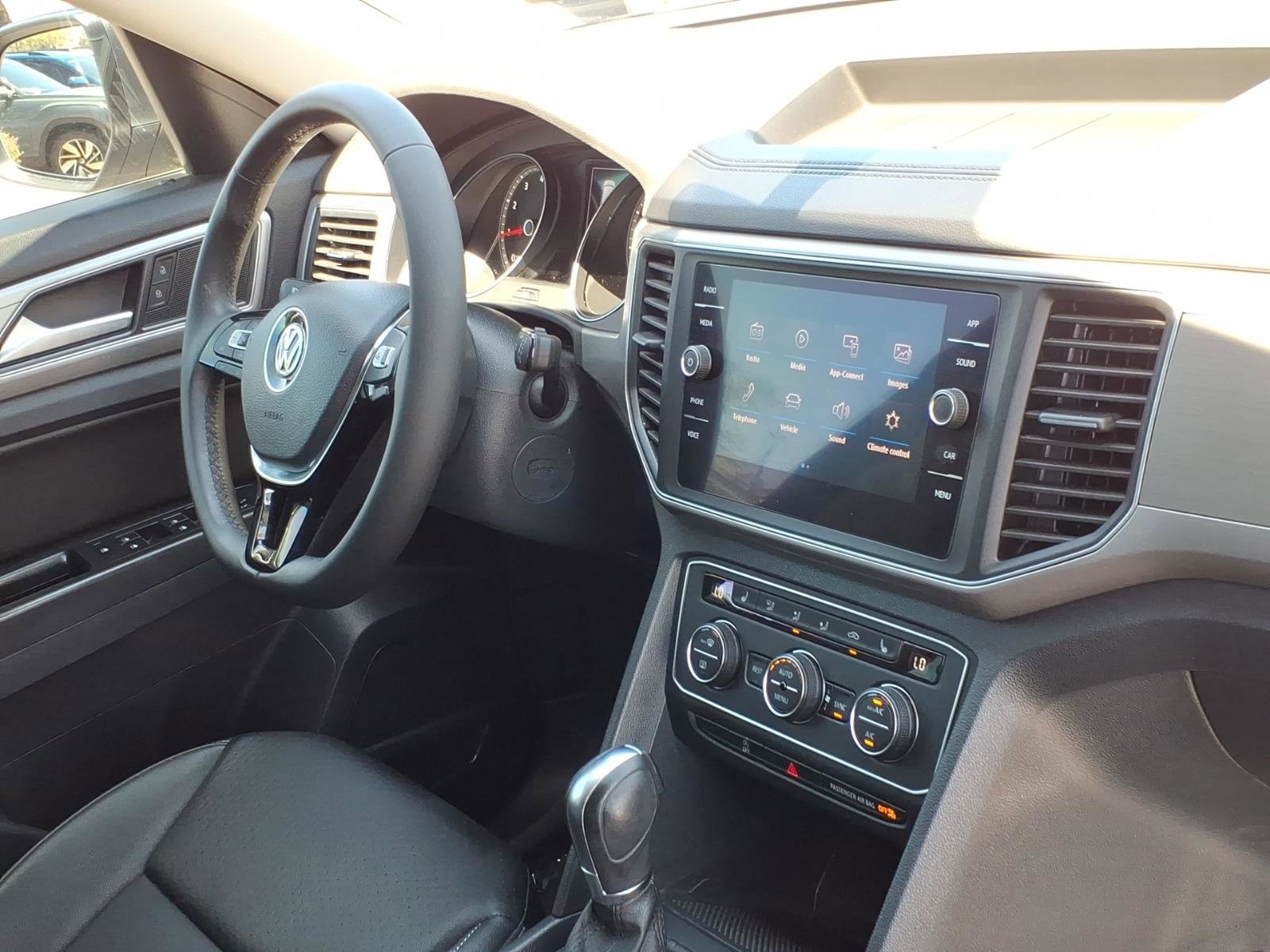 Used 2019 Volkswagen Atlas SE FWD image 12