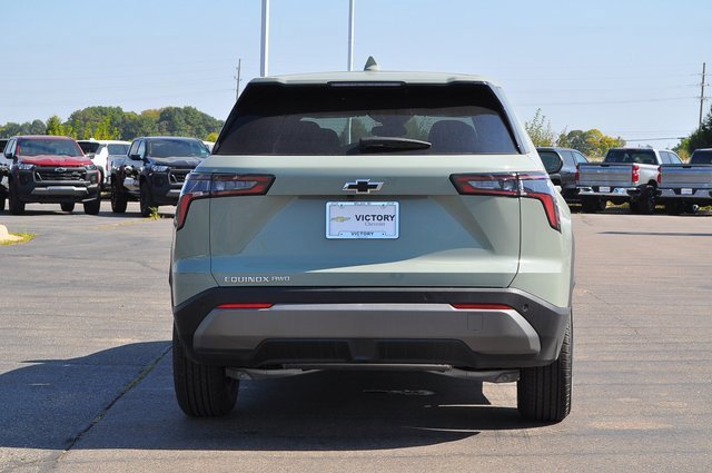 New 2026 Chevrolet Equinox LT image 4