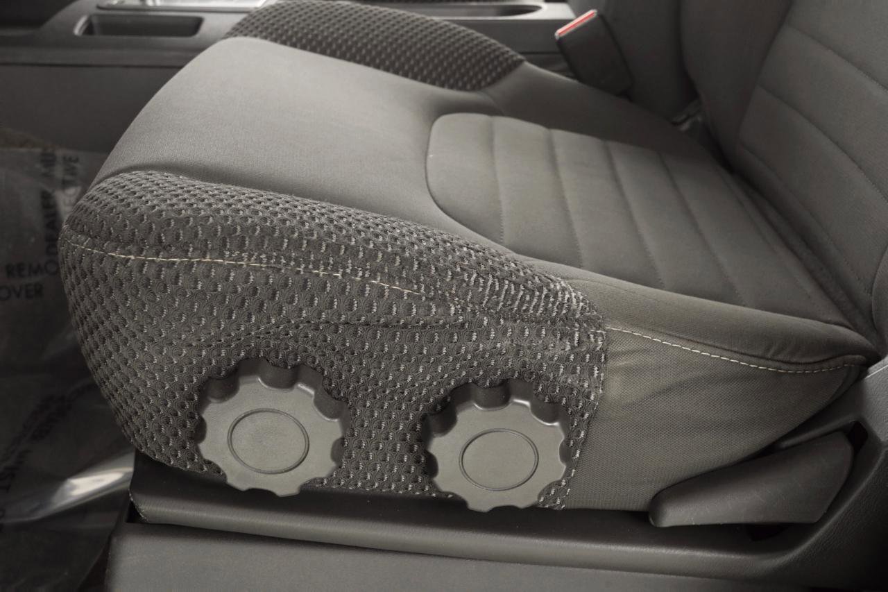 Used 2015 Nissan Frontier PRO-4X image 30