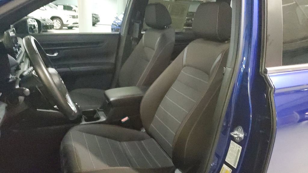 Used 2023 Honda CR-V Sport image 18