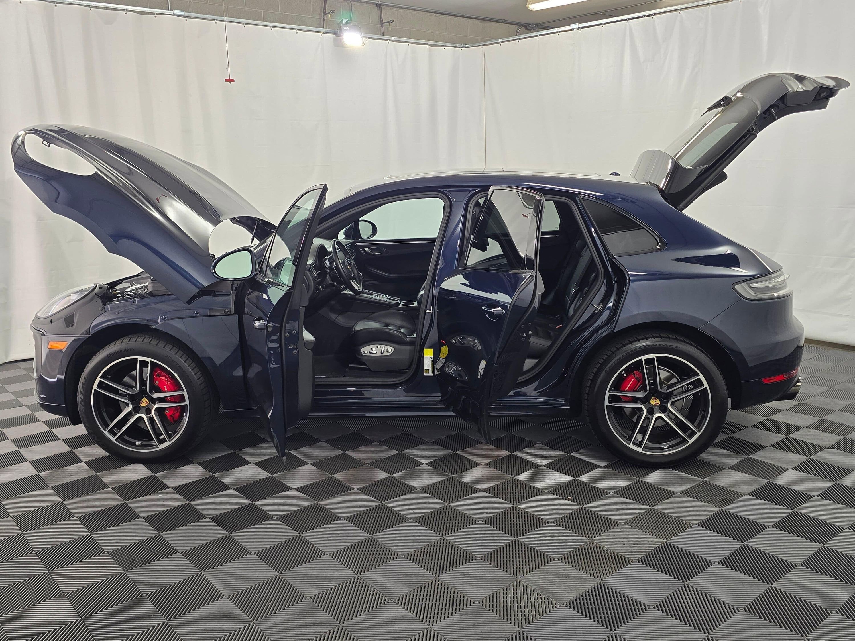 Used 2020 Porsche Macan GTS AWD/4WD image 13