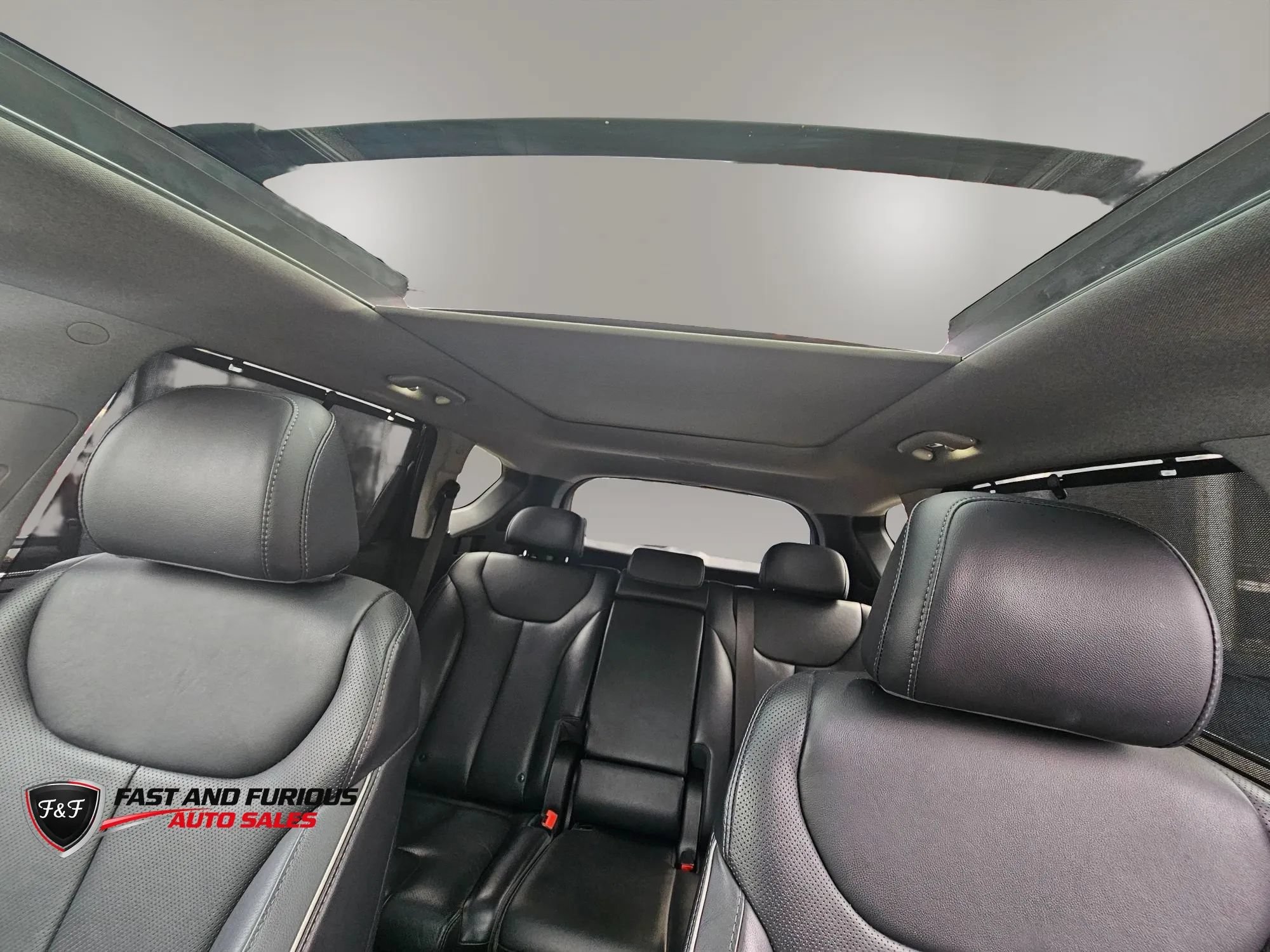 Used 2023 Hyundai Santa Fe Limited AWD/4WD image 22