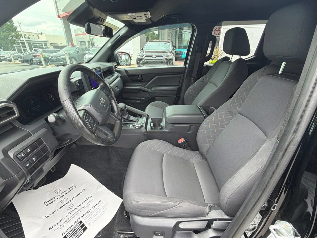 Certified 2024 Toyota Tacoma SR AWD/4WD image 13