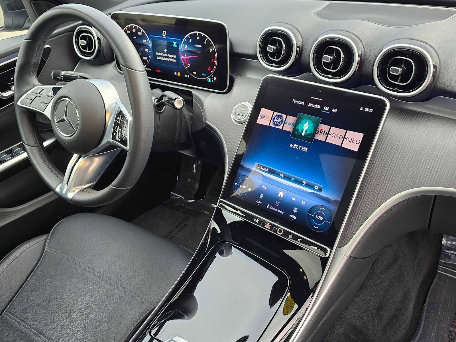 Used 2025 Mercedes-Benz C 300 C 300 image 11