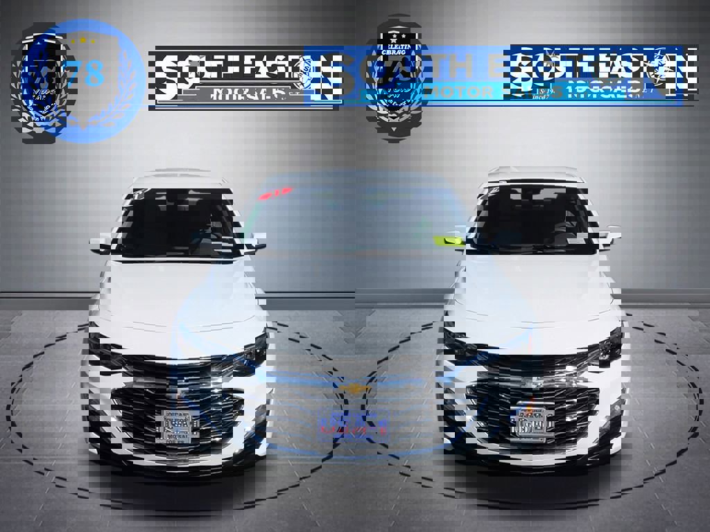 Used 2021 Chevrolet Malibu LS image 3