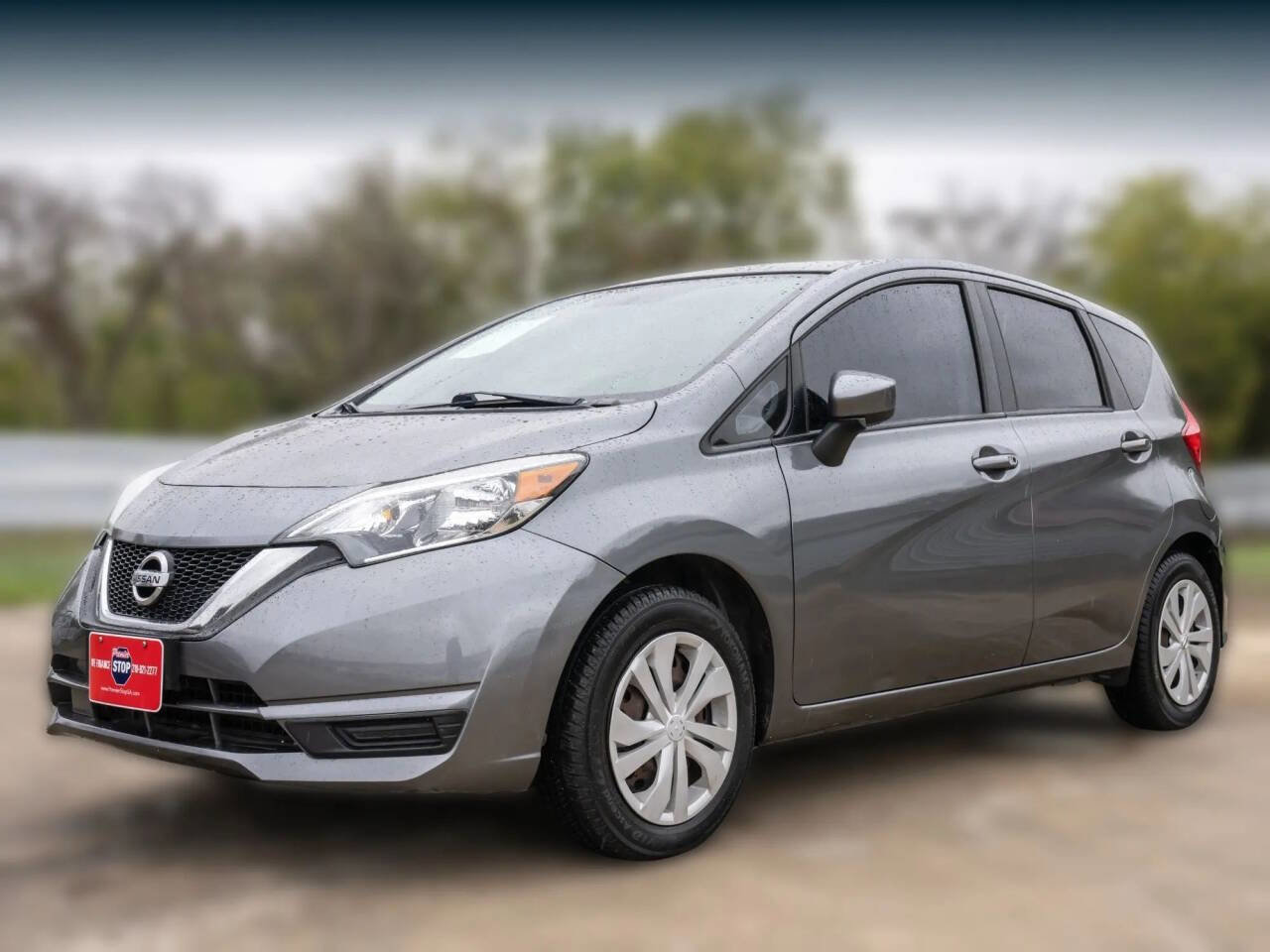 Used 2017 Nissan Versa Note SV image 9