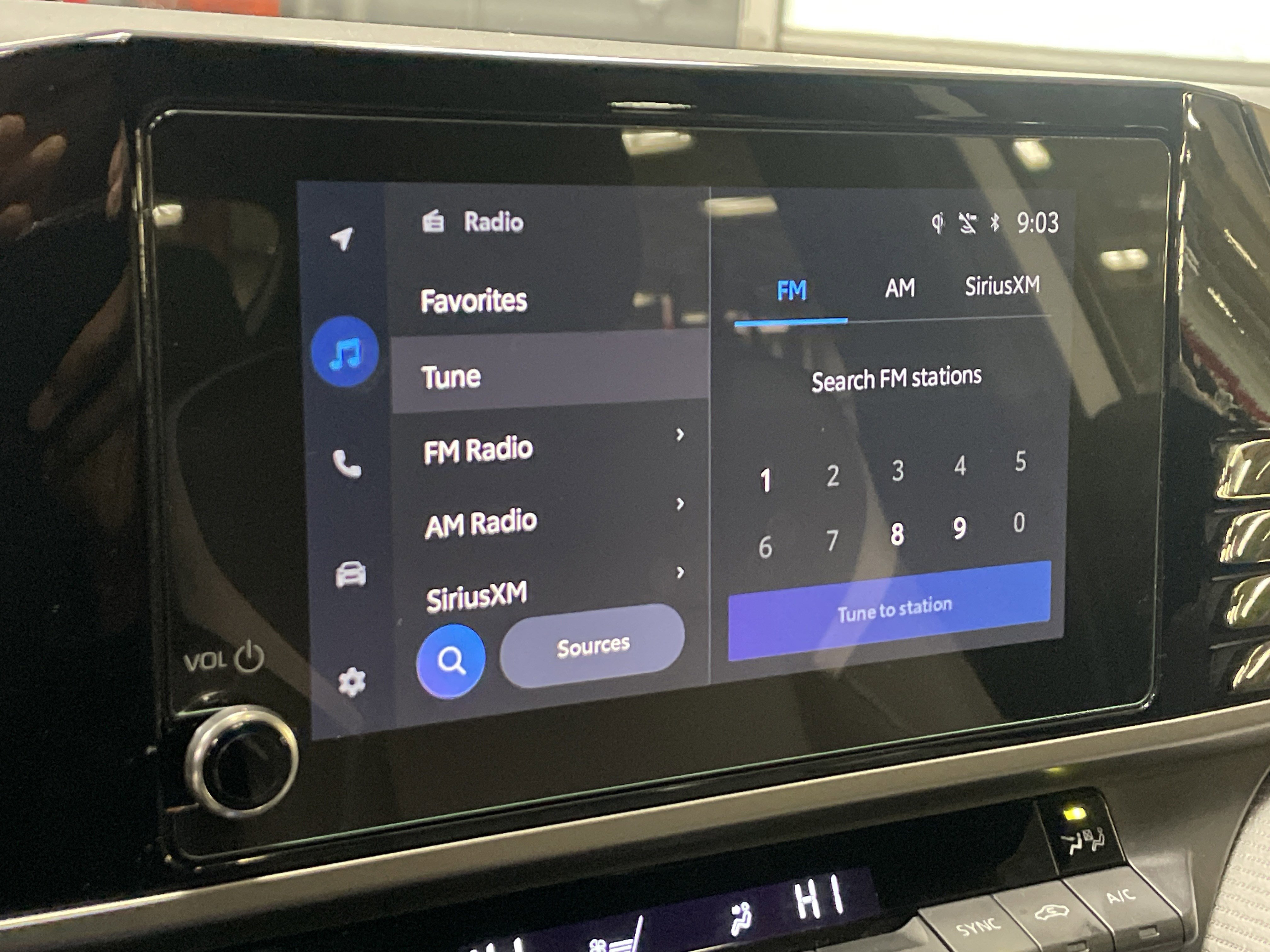 Certified 2025 Toyota Camry SE image 23