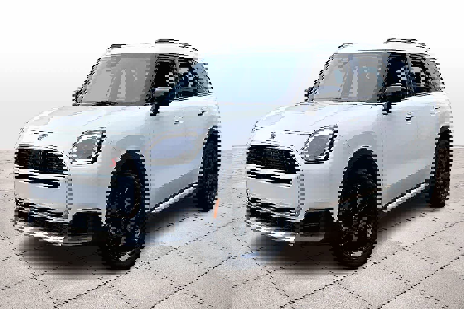 Used 2025 MINI Cooper Countryman S image 1