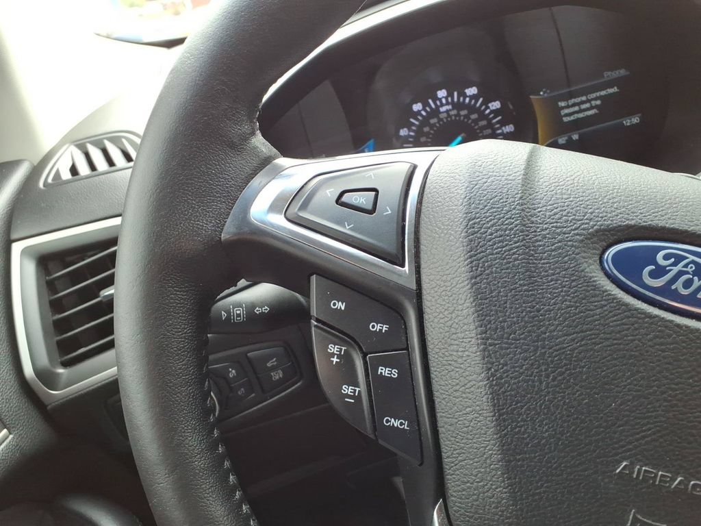 Used 2019 Ford Edge SEL w/ Equipment Group 201A FWD image 15