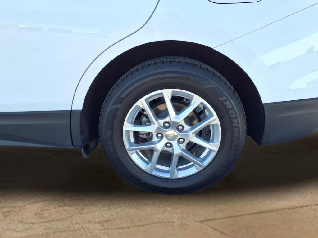 Used 2024 Chevrolet Equinox LT FWD image 25
