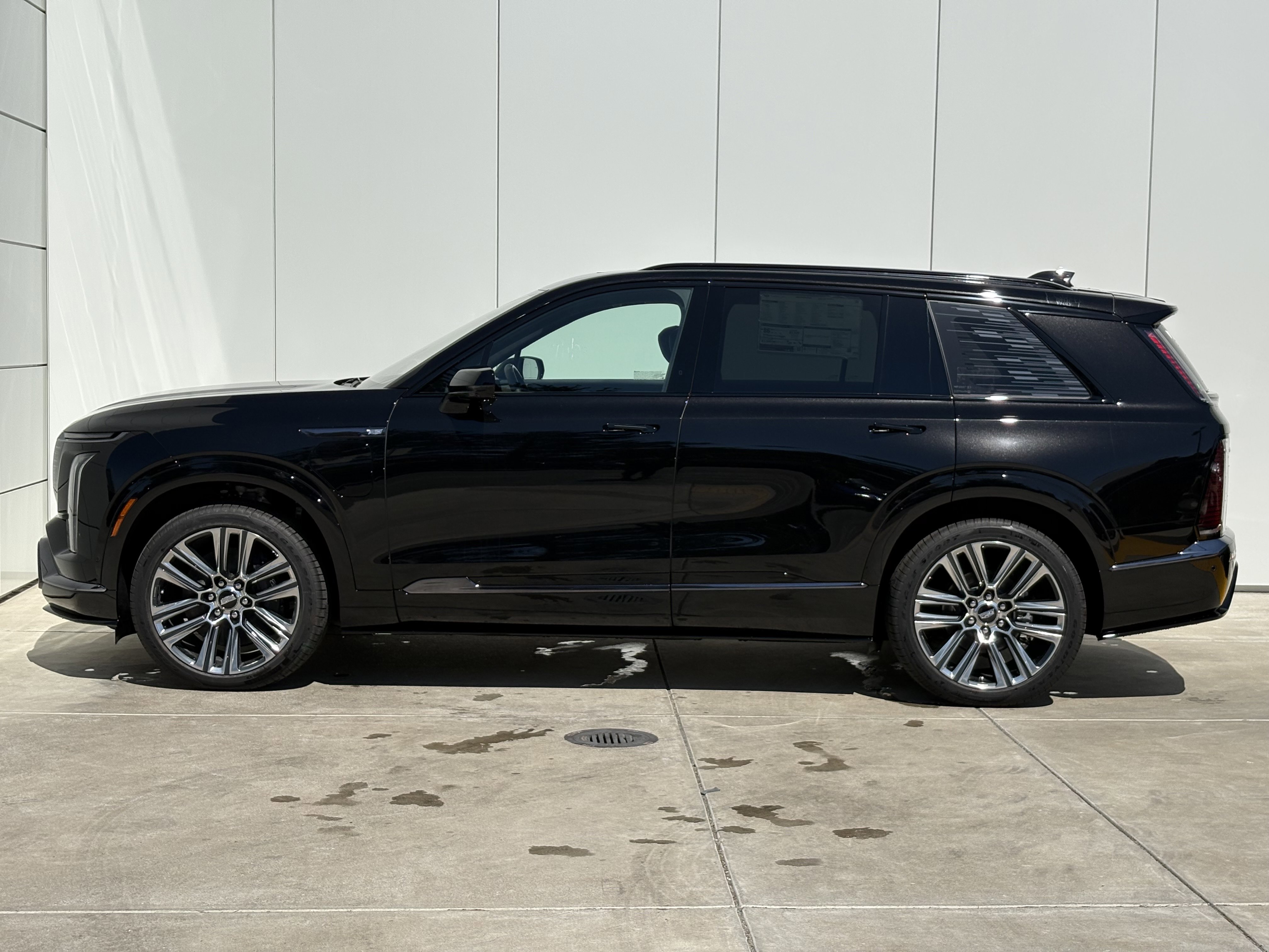 New 2026 Cadillac Vistiq Platinum image 4