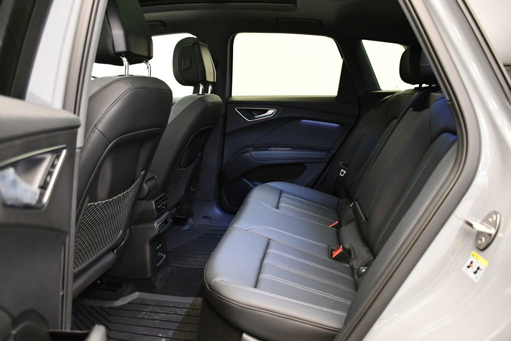 New 2026 Audi Q4 e-tron Premium image 43
