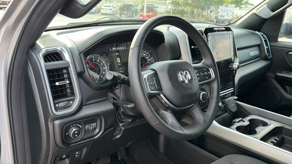 Used 2025 RAM 1500 Big Horn AWD/4WD image 17