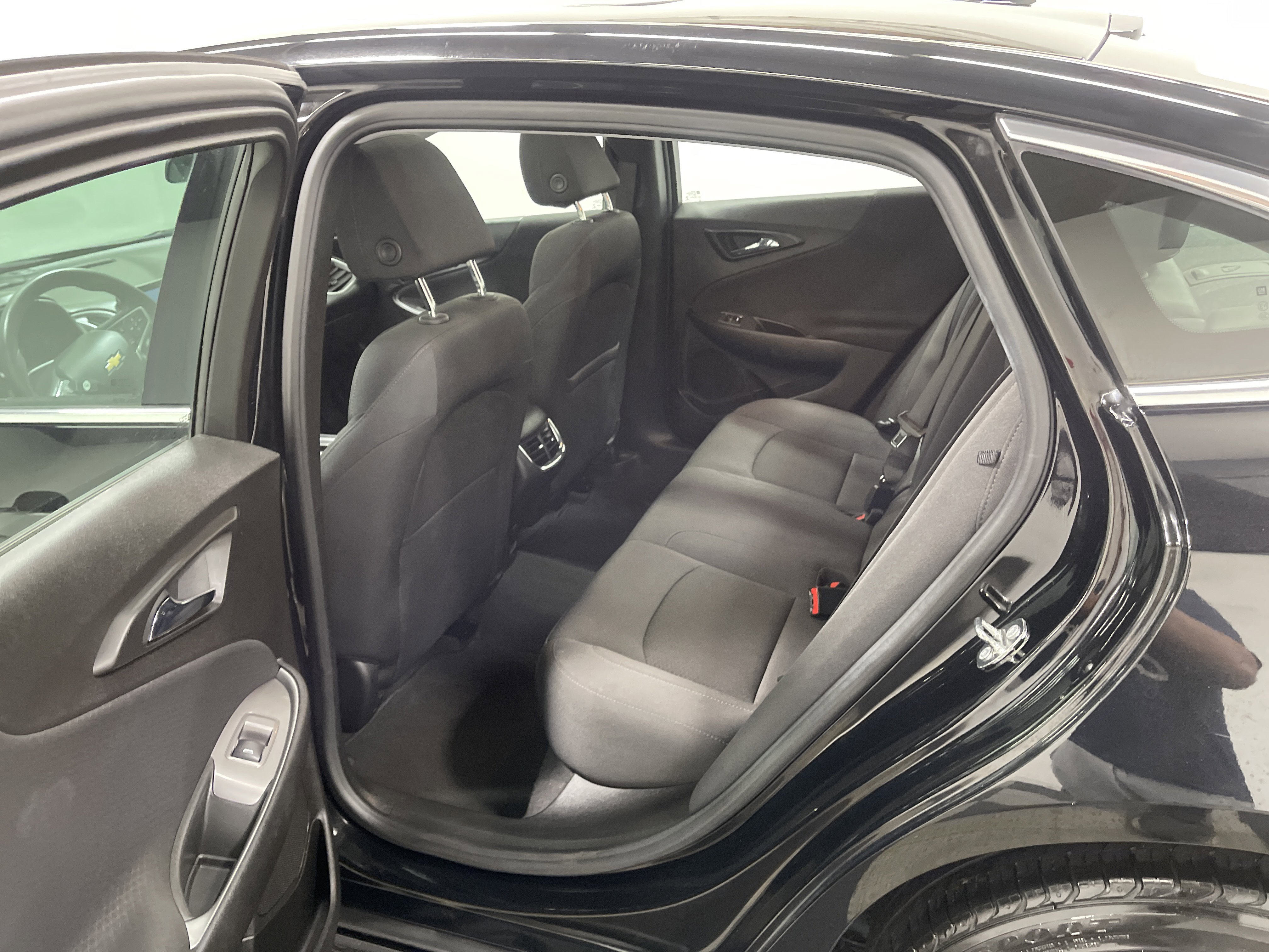 Used 2023 Chevrolet Malibu LT w/ Driver Confidence Package image 13