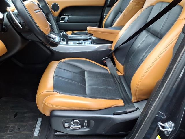 Used 2019 Land Rover Range Rover Sport HSE Dynamic image 12