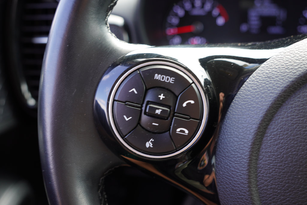 Used 2020 Kia Soul EX FWD image 31
