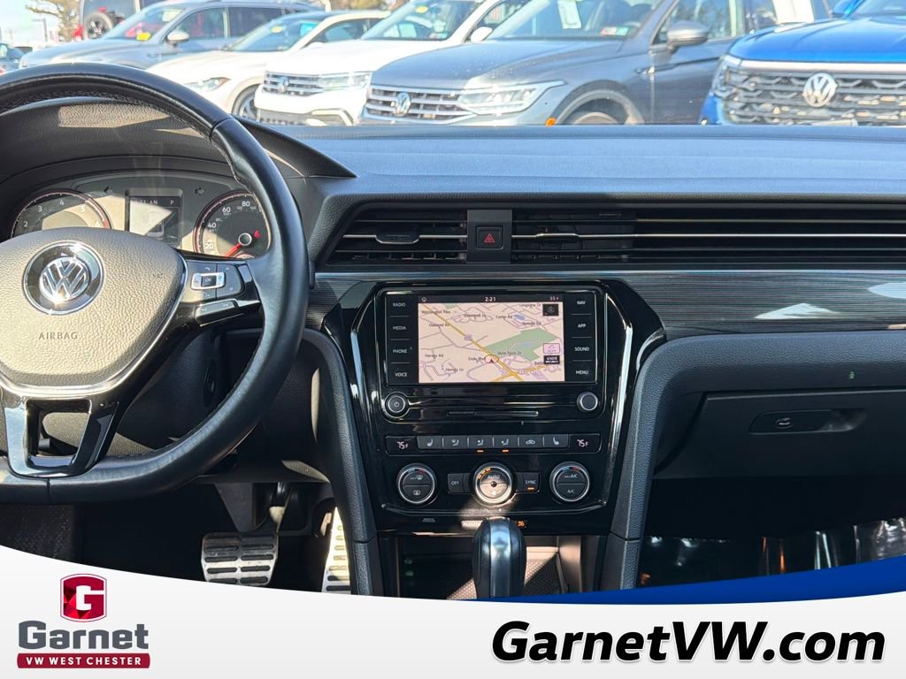Used 2021 Volkswagen Passat 2.0T R-Line image 18