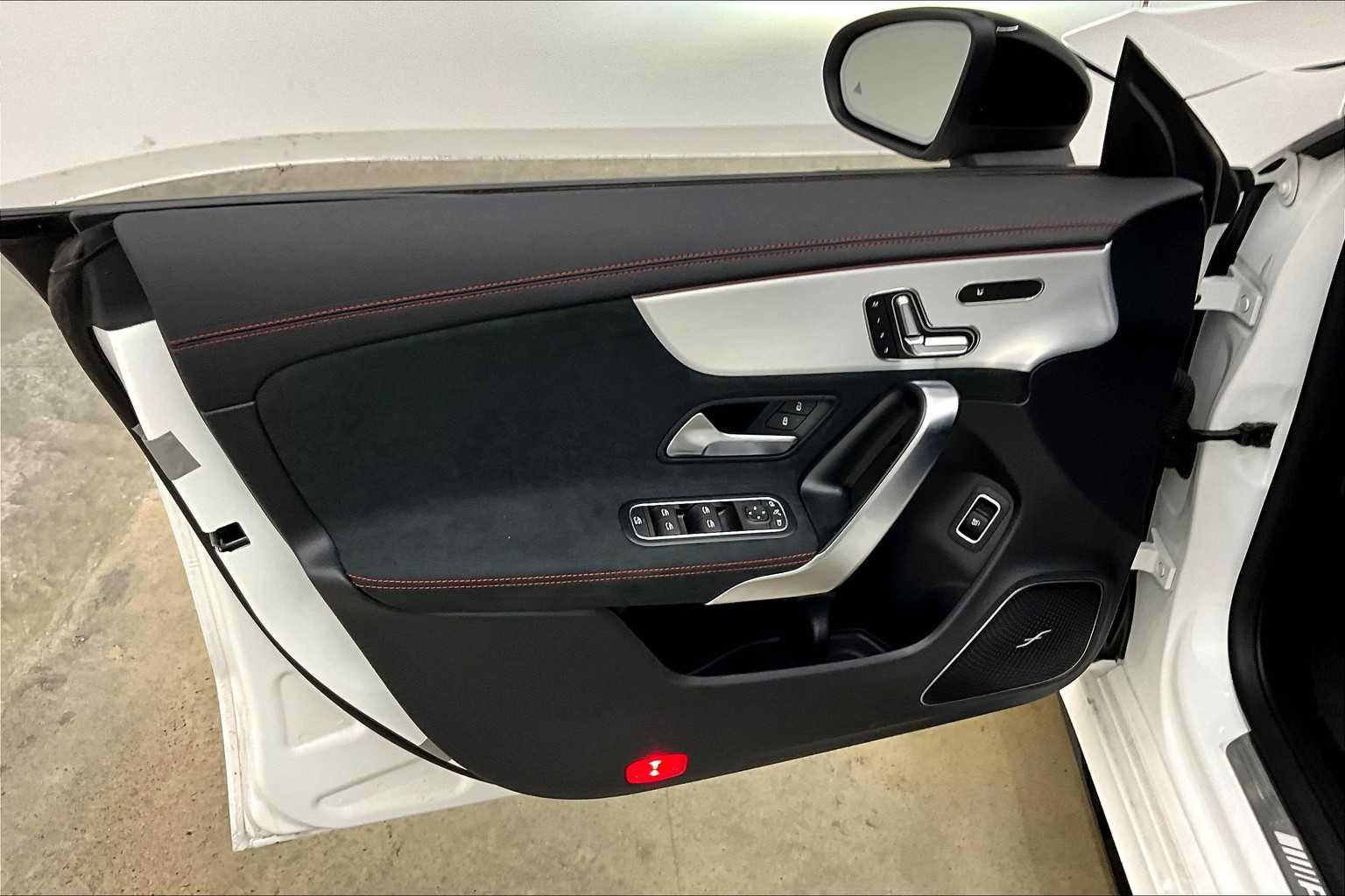 Certified 2025 Mercedes-Benz CLA 35 AMG 4MATIC image 10