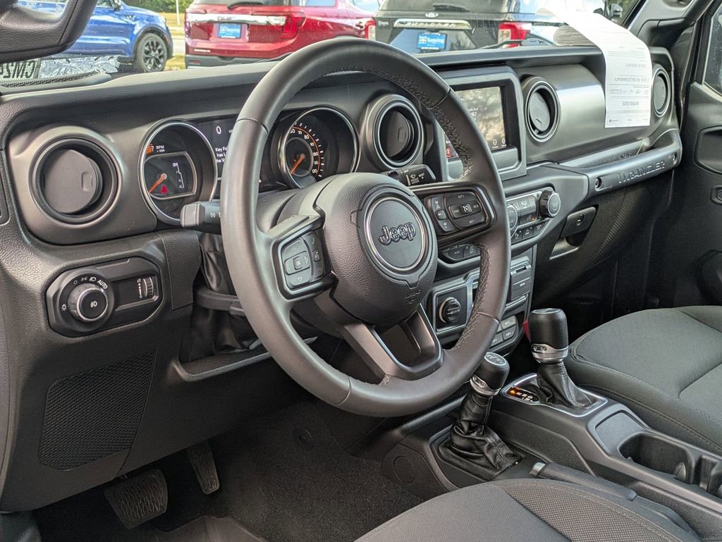 Used 2023 Jeep Wrangler Sport S image 13