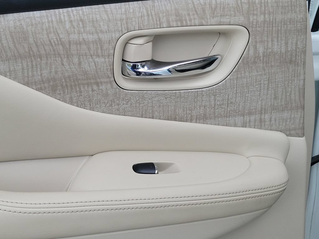 Used 2019 Nissan Murano SL w/ SL Technology Package AWD/4WD image 19