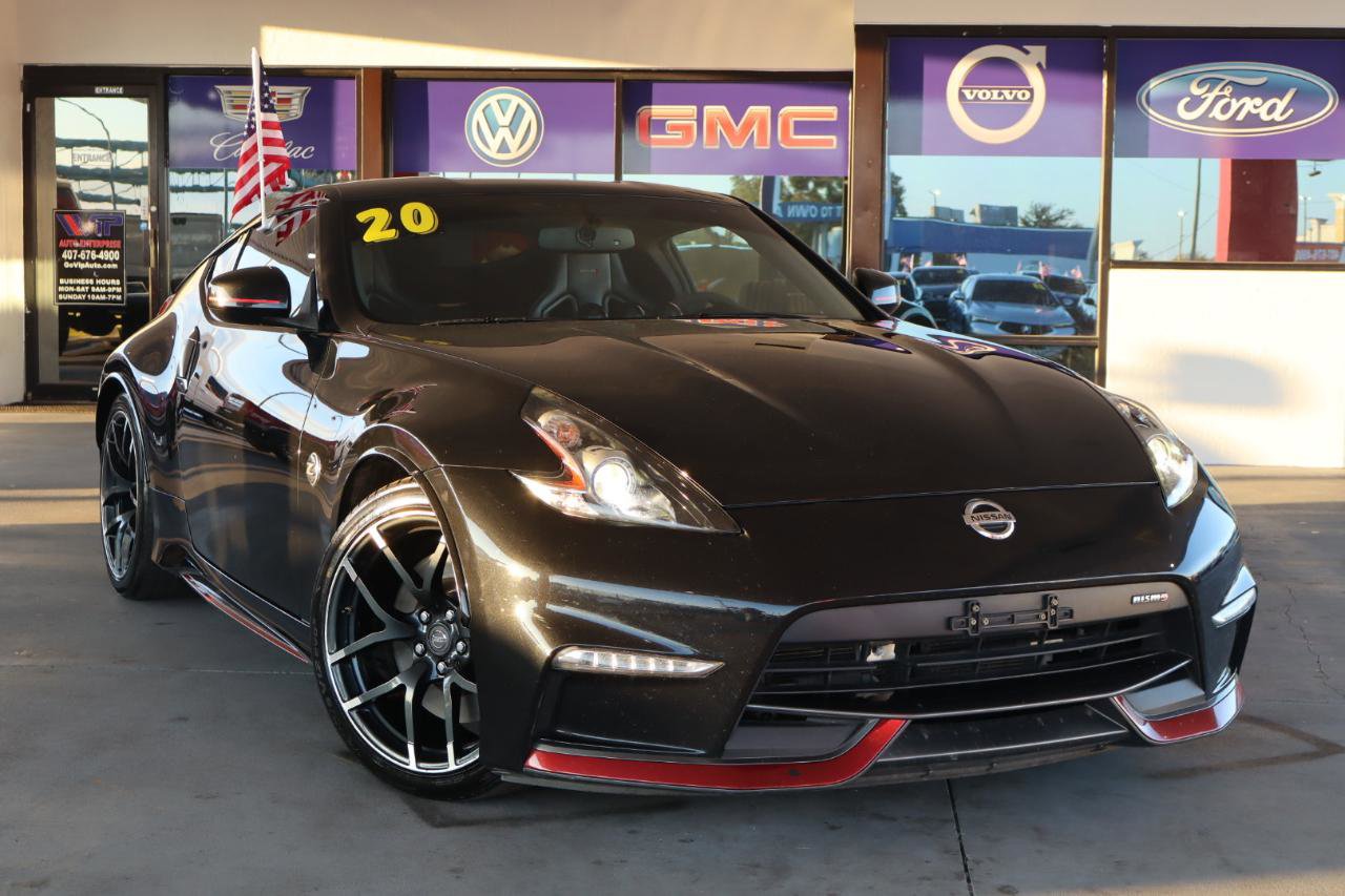 Used 2020 Nissan 370Z NISMO image 2
