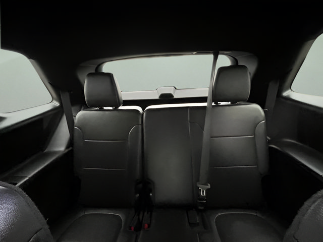 Used 2023 Chevrolet Traverse Premier w/ Redline Edition AWD/4WD image 33