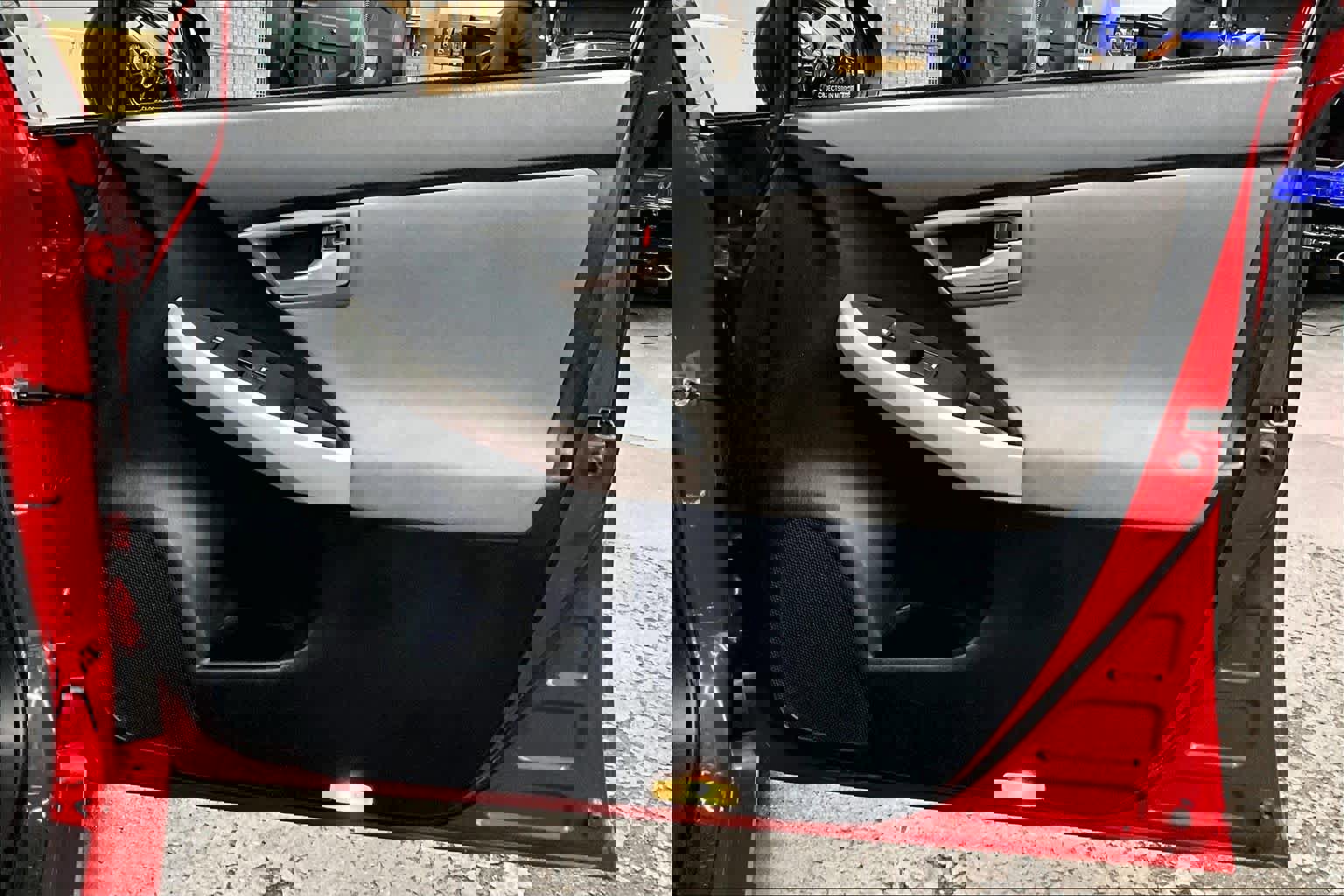 Used 2014 Toyota Prius Two image 22