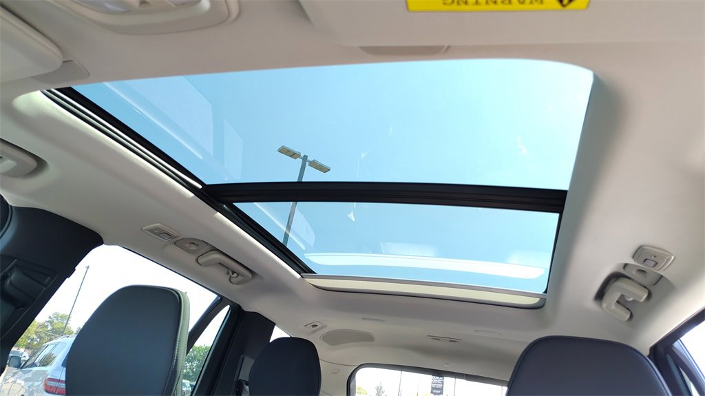 New 2026 Volvo XC90 B6 Plus w/ Protection Package image 25