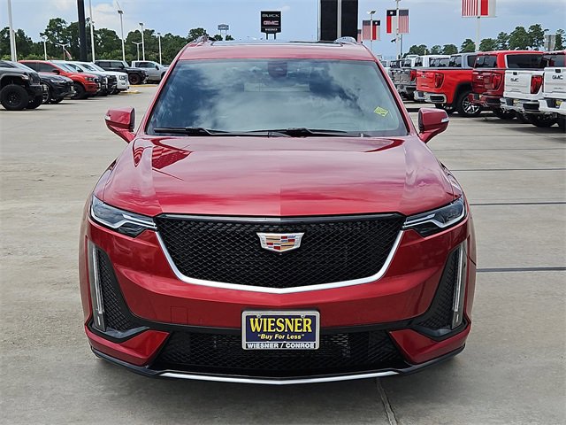 Used 2024 Cadillac XT6 Sport w/ Technology Package image 2