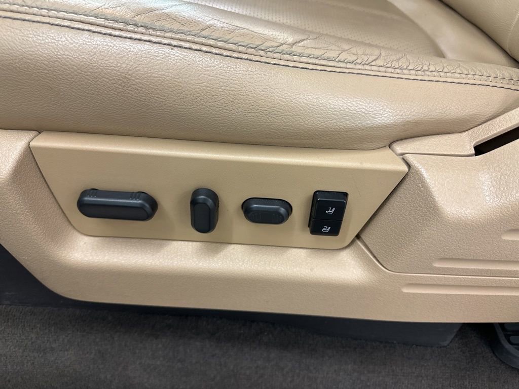 Used 2013 Ford F150 Lariat w/ Luxury Equipment Group image 35