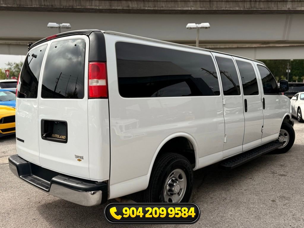 Used 2019 Chevrolet Express 3500 LT w/ LT Preferred Equipment Group RWD image 5