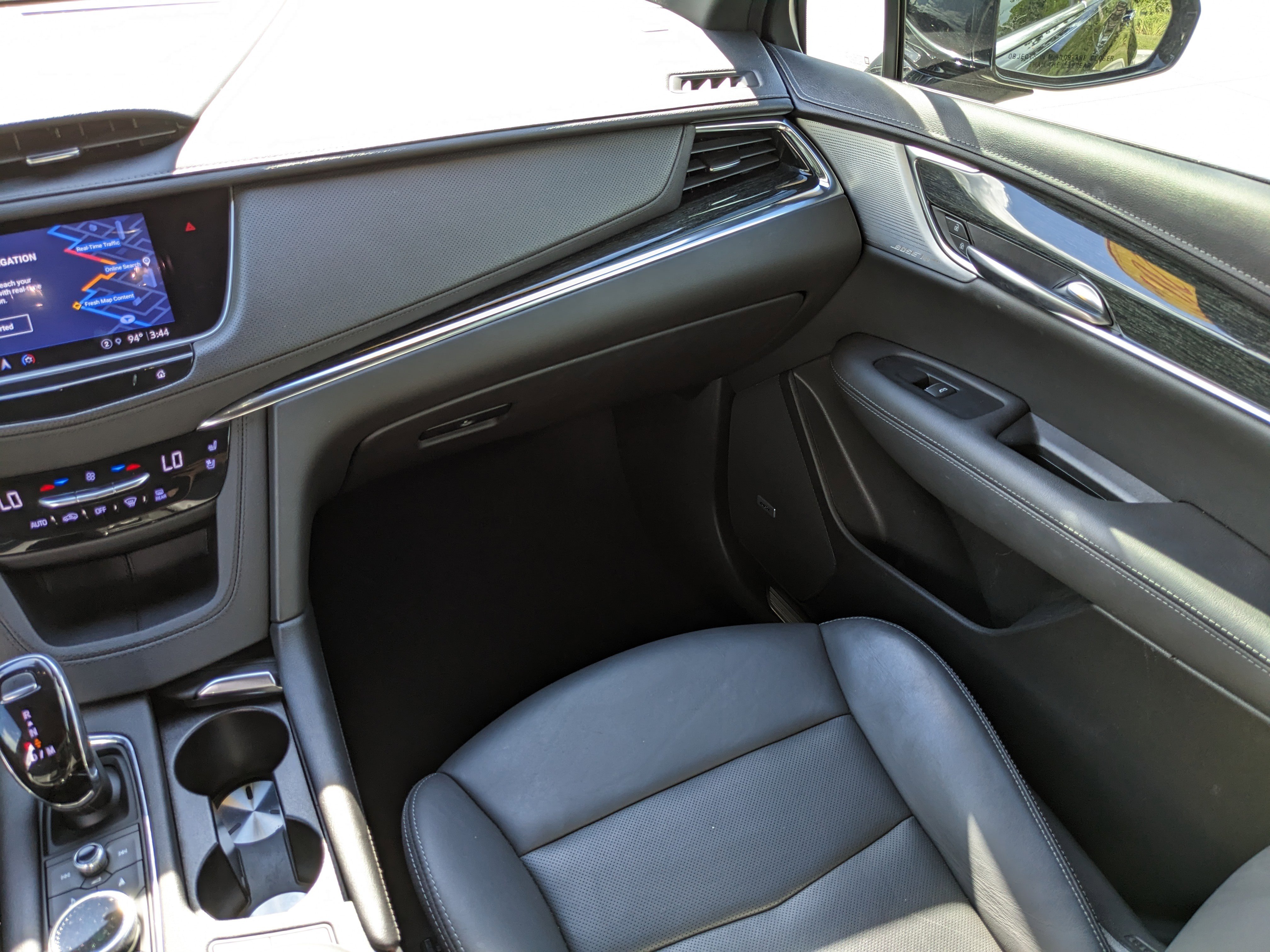 Certified 2022 Cadillac XT5 Premium Luxury w/ Technology Package image 16