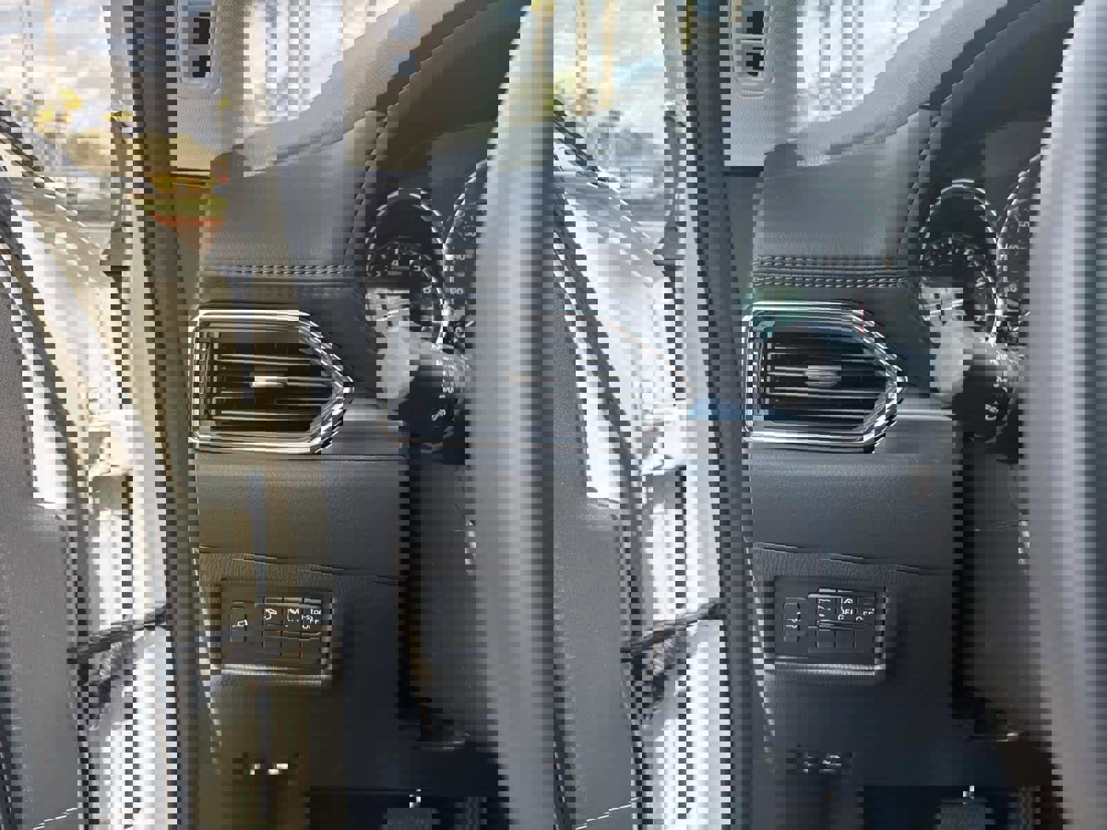 Certified 2025 MAZDA CX-5 AWD 2.5 S w/ Preferred Package image 32