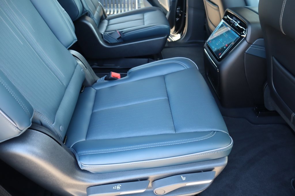 New 2025 Cadillac Escalade IQ Sport 2 image 14