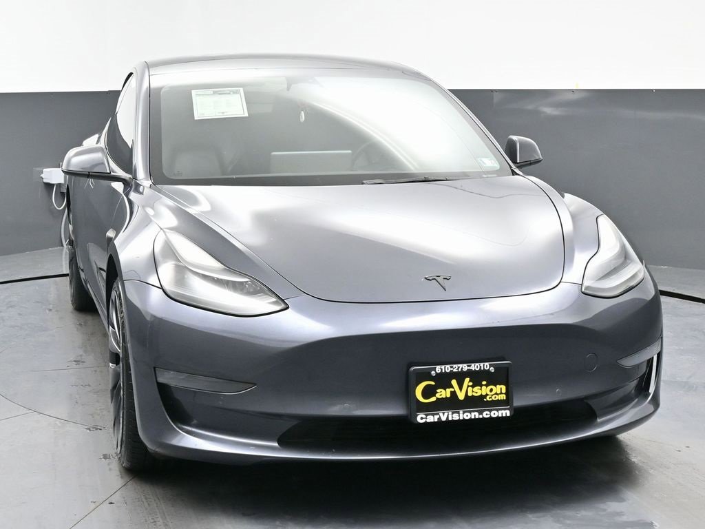 Used 2022 Tesla Model 3 Performance image 3