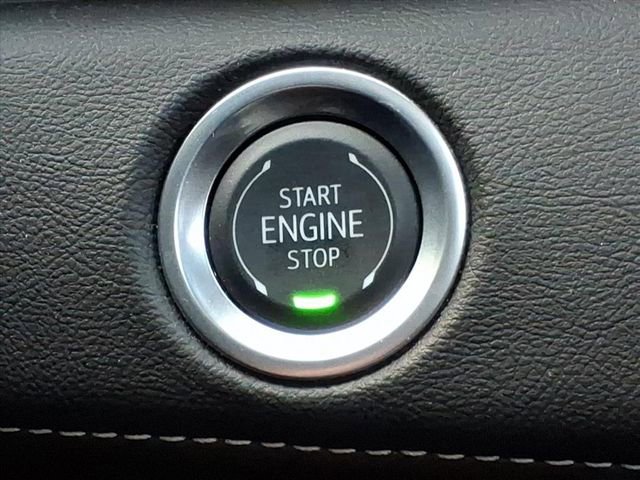 Used 2024 Cadillac Escalade ESV Premium Luxury w/ Performance Package image 27