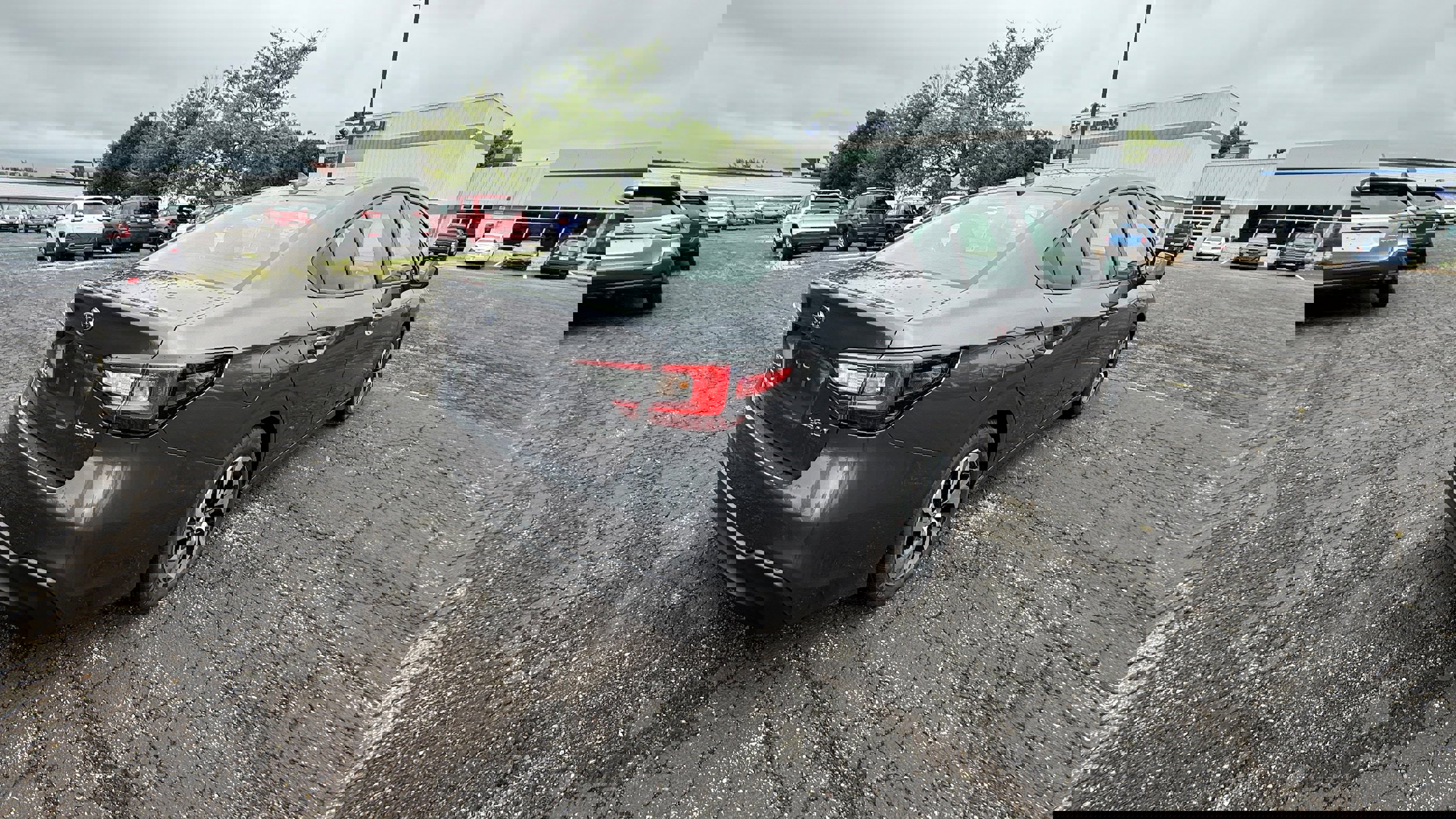 Used 2025 Subaru Legacy Premium w/ Popular Package #1A image 3