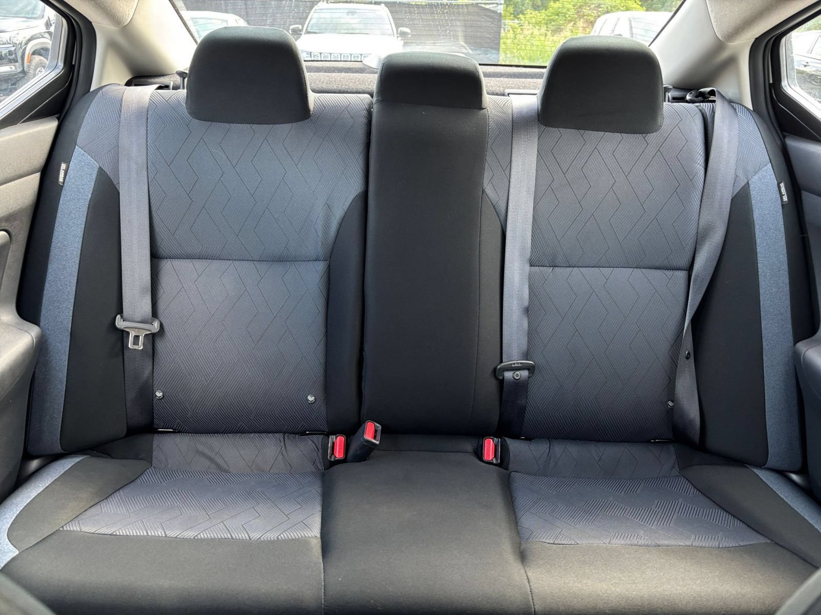 Used 2025 Nissan Versa SV FWD image 35