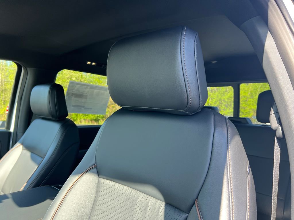 New 2025 Ford F150 Lariat w/ Equipment Group 501A Mid image 19