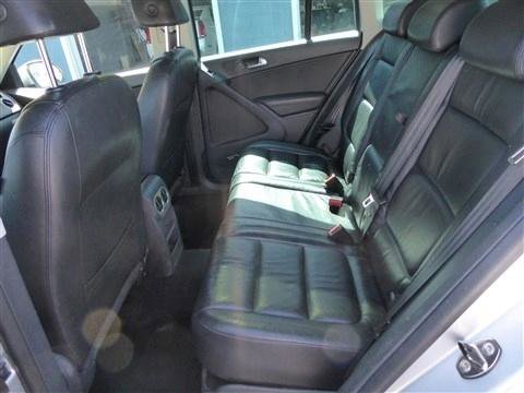 Used 2011 Volkswagen Tiguan S AWD/4WD image 22