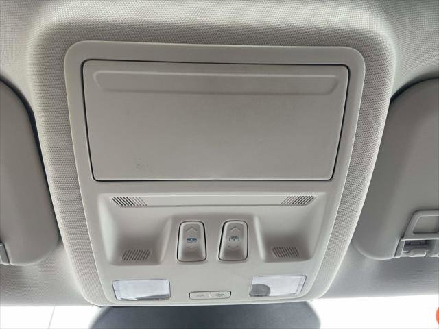 Used 2022 Ford Escape SEL w/ Technology Package image 33