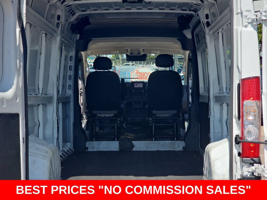 Used 2025 RAM ProMaster 2500 w/ Convenience Group FWD image 12