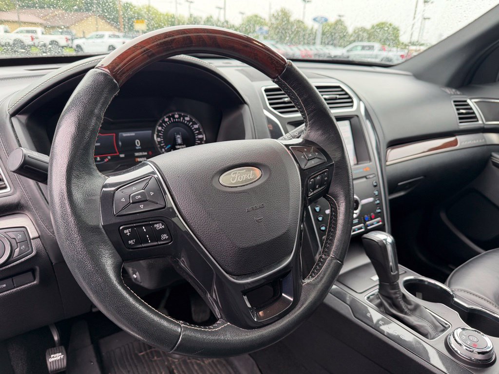 Certified 2019 Ford Explorer Platinum AWD/4WD image 8