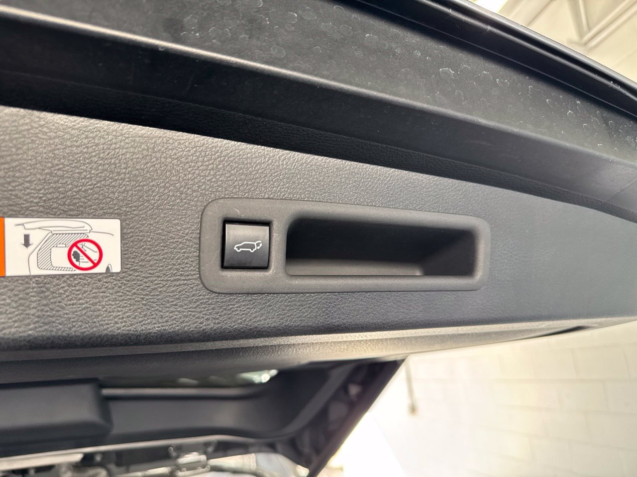 Certified 2026 Toyota Sienna LE AWD/4WD image 12