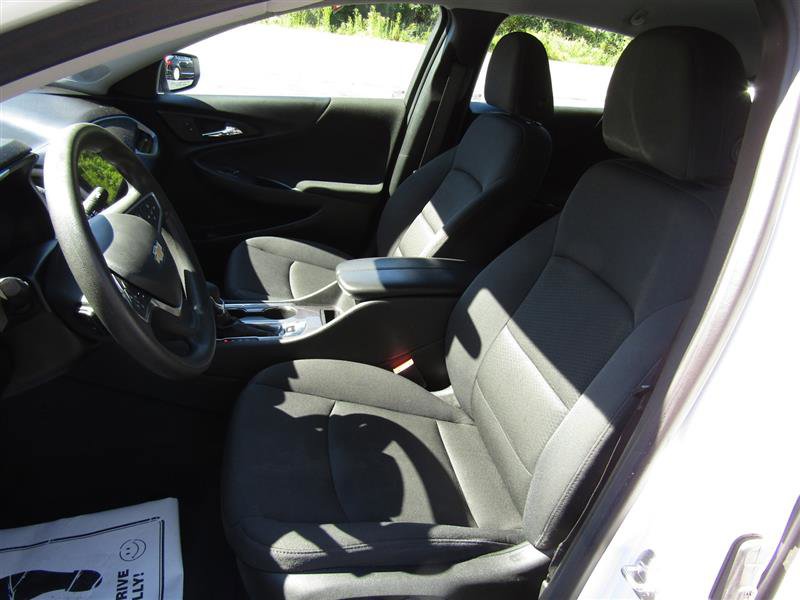 Used 2023 Chevrolet Malibu LT image 12