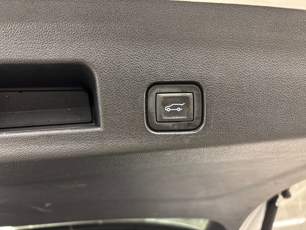 Certified 2025 GMC Acadia Elevation image 21