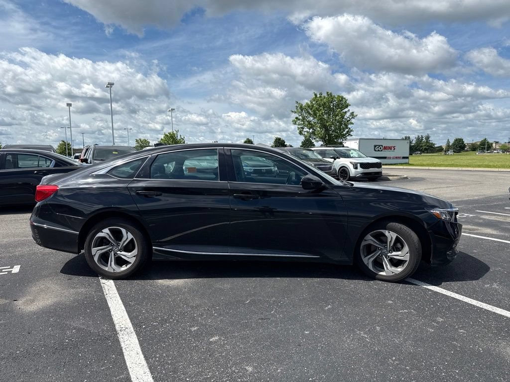Used 2019 Honda Accord EX image 12