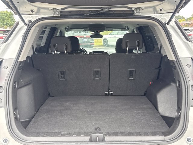 Used 2020 GMC Terrain SLE FWD image 11