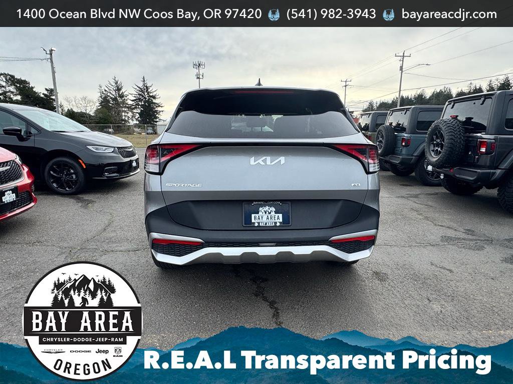 Used 2024 Kia Sportage LX image 6